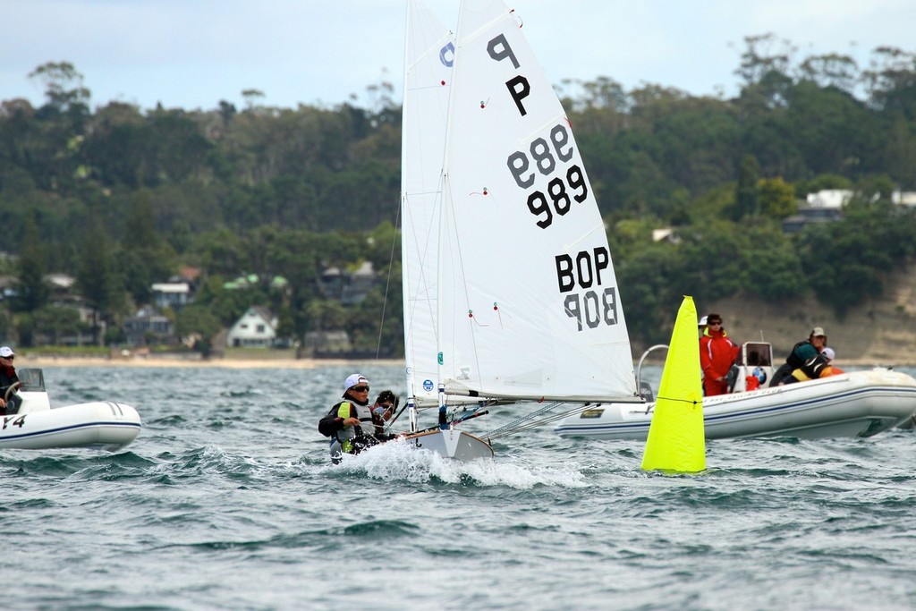 January 16, 2011-Pclass-Load - Final Race, 2012 Stack P class Tauranga Cup, Murray’s Bay © Richard Gladwell www.photosport.co.nz